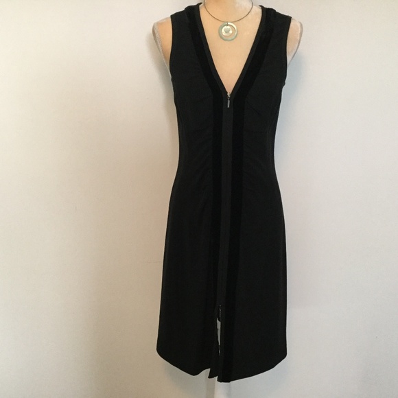 Armani Collezioni Dresses & Skirts - Armani Collezioni Zippered Sheath Evening Dress 8